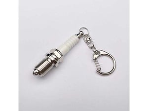 888 Car Accessories Privezak za ključeve svećica