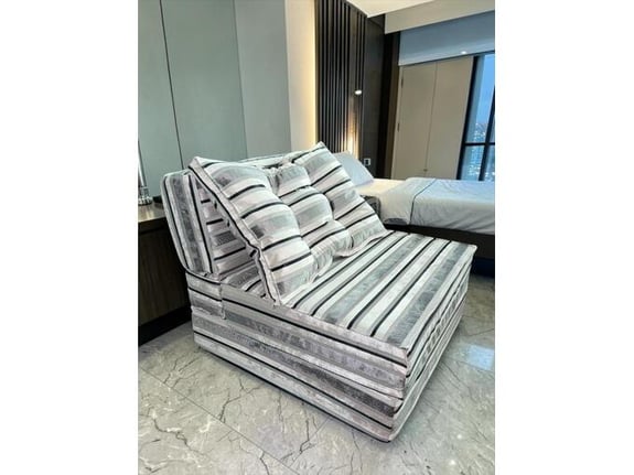 Empero Fotelja
