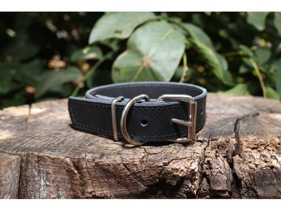 AlexaLeather.u Back to Black ogrlica Classic 40mm