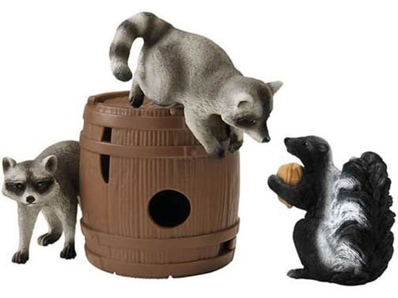 Schleich Rakuni u igri sa vevericom