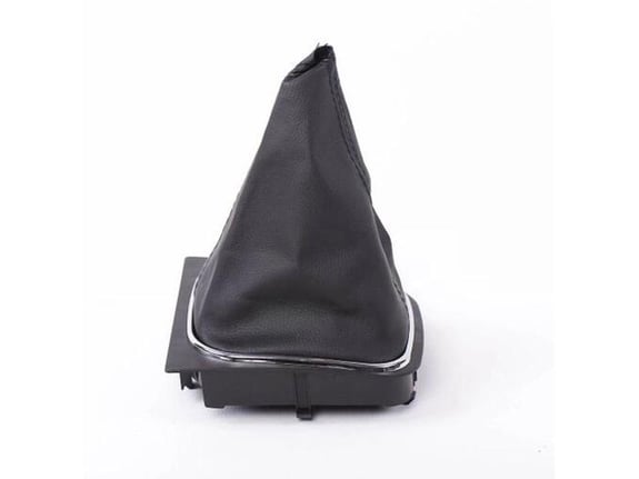 888 Car Accessories Volkswagen golf 5/6 kožica menjača sa plastikom i hrom okvirom