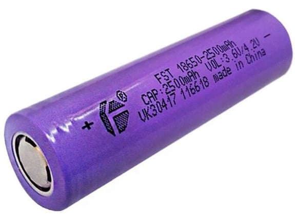 Baterija FST 18650 2500mAh