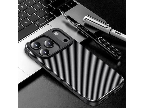 Maska za iPhone 17 Pro Carbon Defender crna
