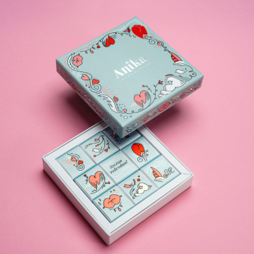 Anika Chocolates love box collection 90g